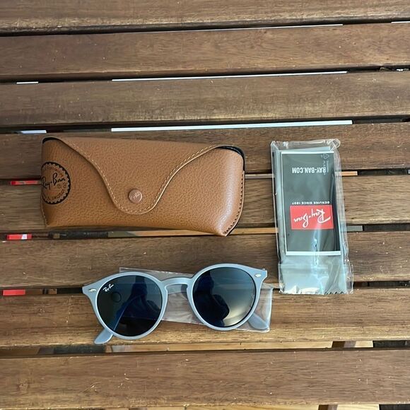 RayBan RB2180 sunglasses - Picture 2 of 10